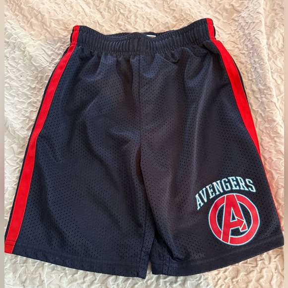 Epic Threads Other - Epic Threads Avengers Navy and Red Kid’s Athletic Shorts size 6